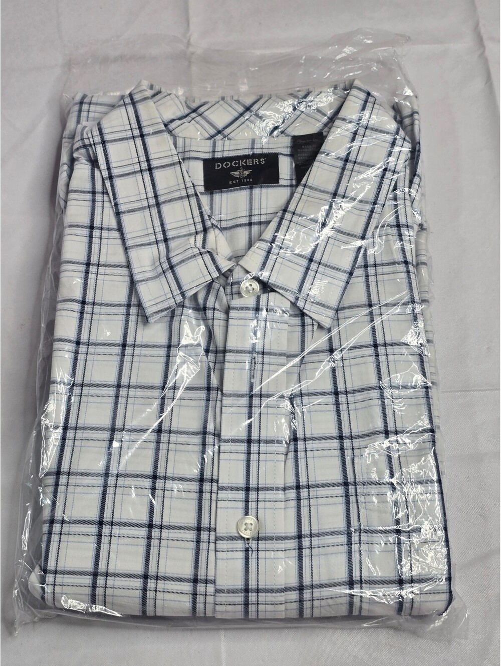 NWT Dockers Men's XXL Long Sleeve Plaid Button Up Shirt White Black Windowpane